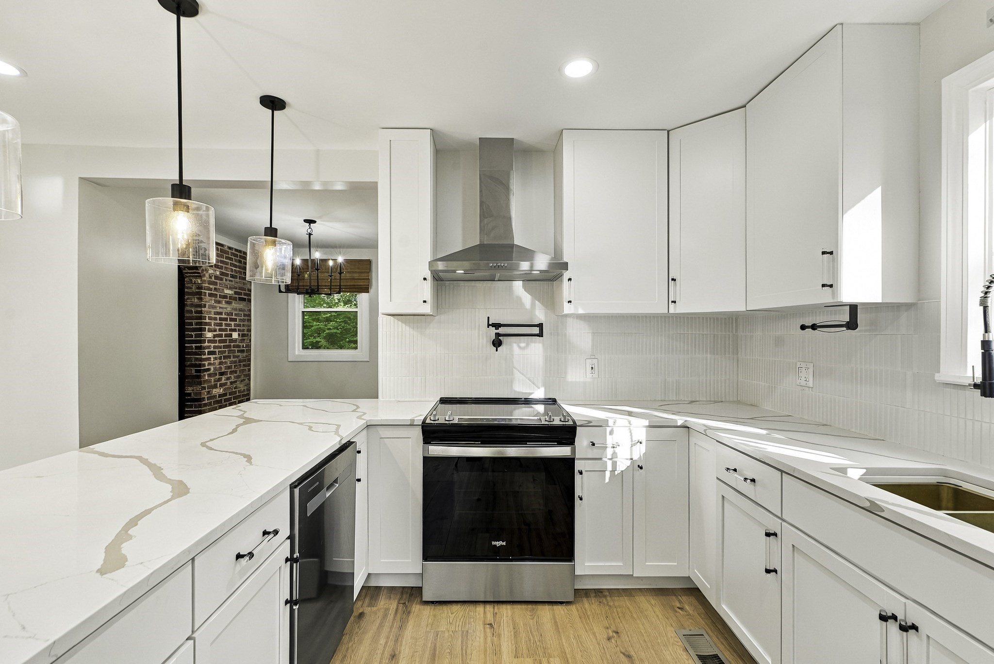 477 Oakhill Avenue Attleboro, MA 02703 - Photo 16 of 41 Gallery Image 16