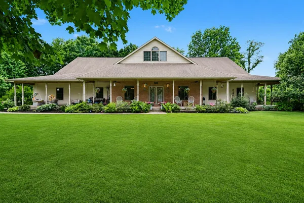 $825,000 | 17830 Victors Lane, Marshall, MI 49068