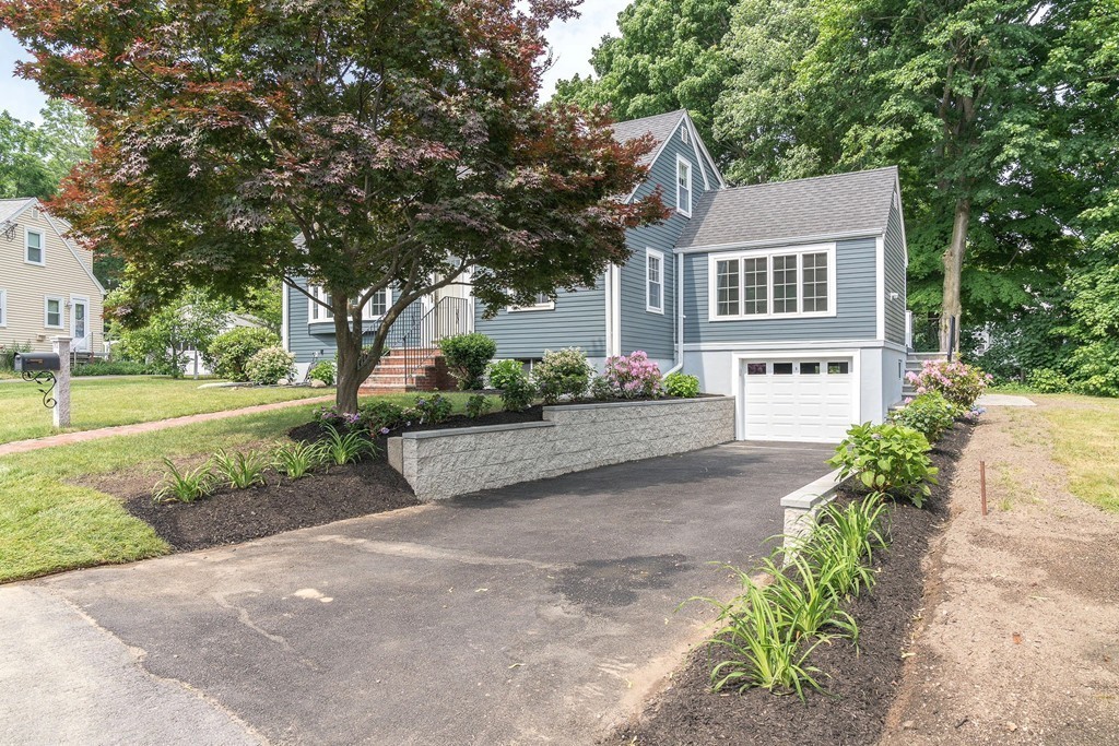 10 Foster Road Bedford, MA 01730 - Photo 23 of 27