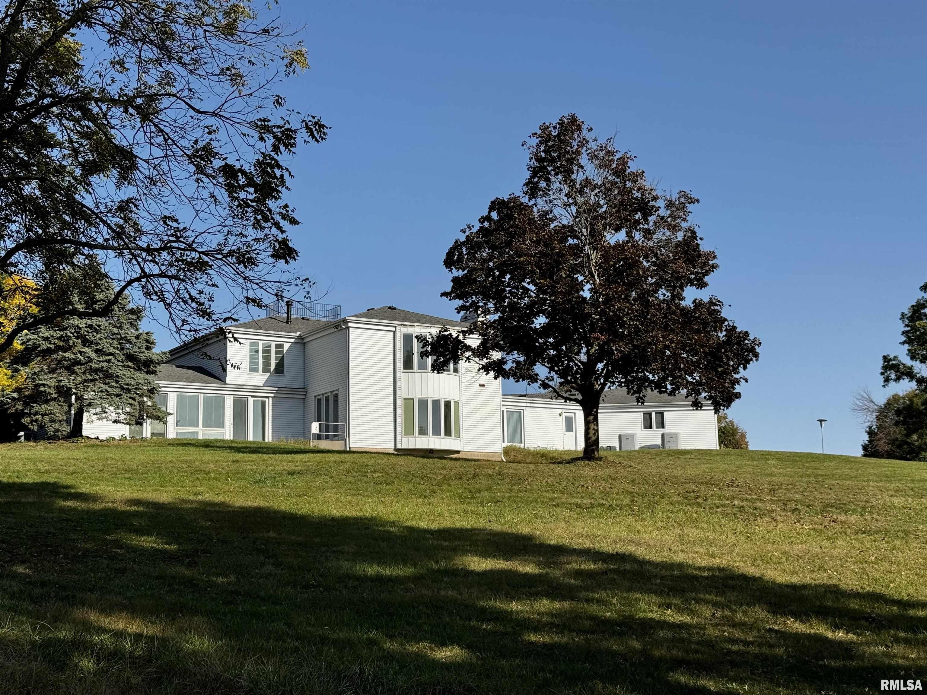 2001 Wigwam Hollow Road Macomb, IL 61455 - Photo 46 of 48