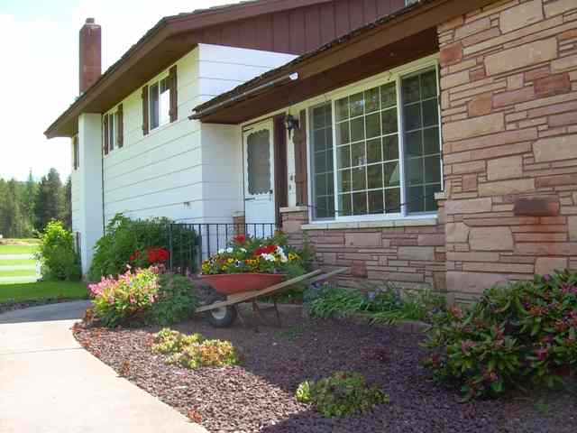 5072 Spring Valley Road Newport, WA 99156 - Photo 3 of 9 Gallery Image 3