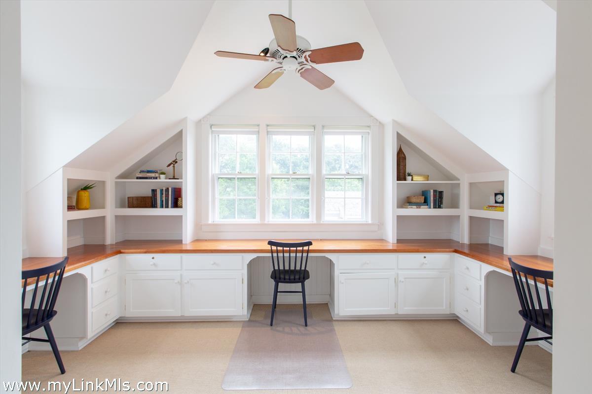 136 Miacomet Road Nantucket, MA 02554 - Photo 21 of 46 Gallery Image 21