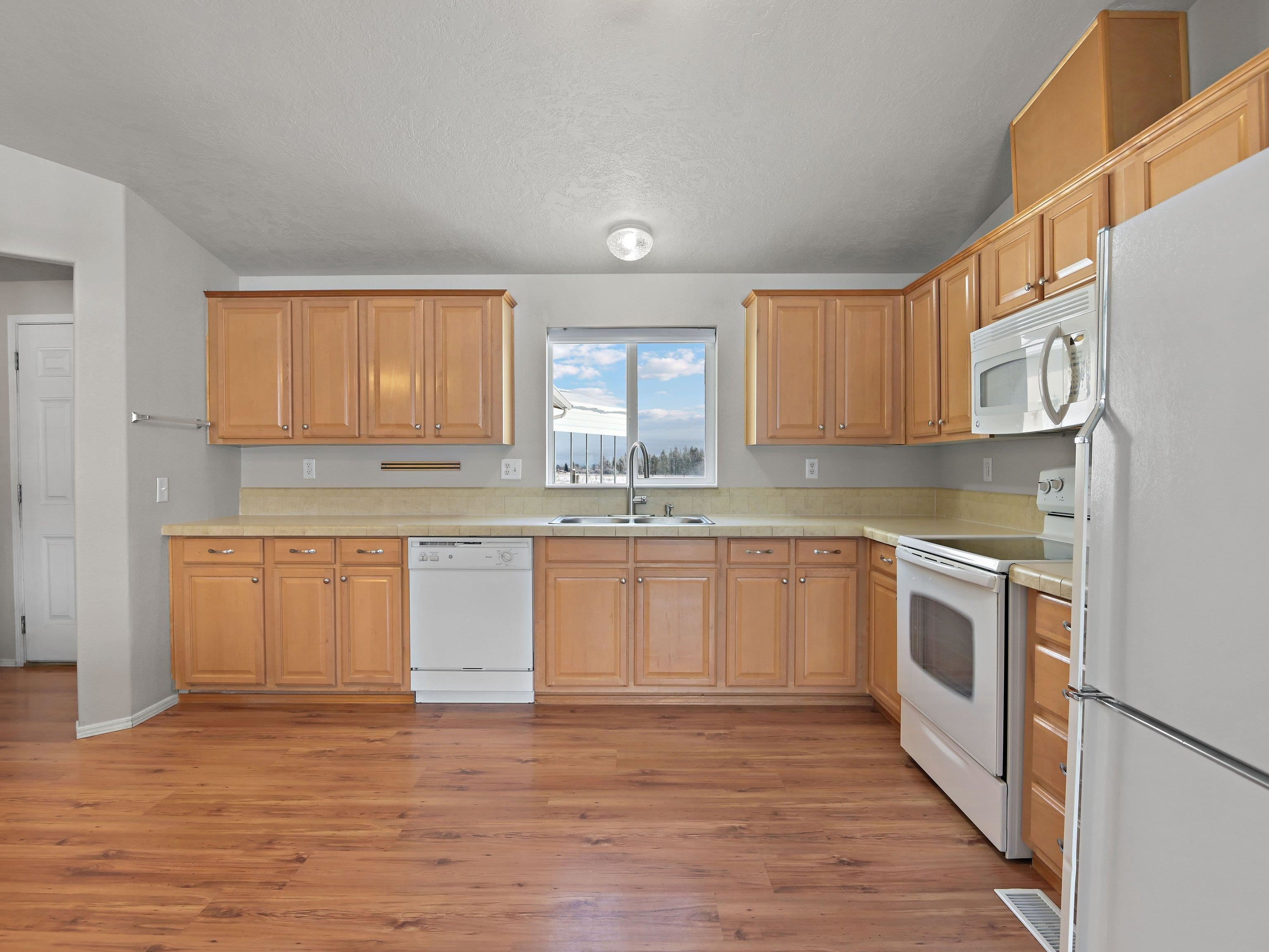 4565 Williams Valley Road Clayton, WA 99110 - Photo 12 of 48