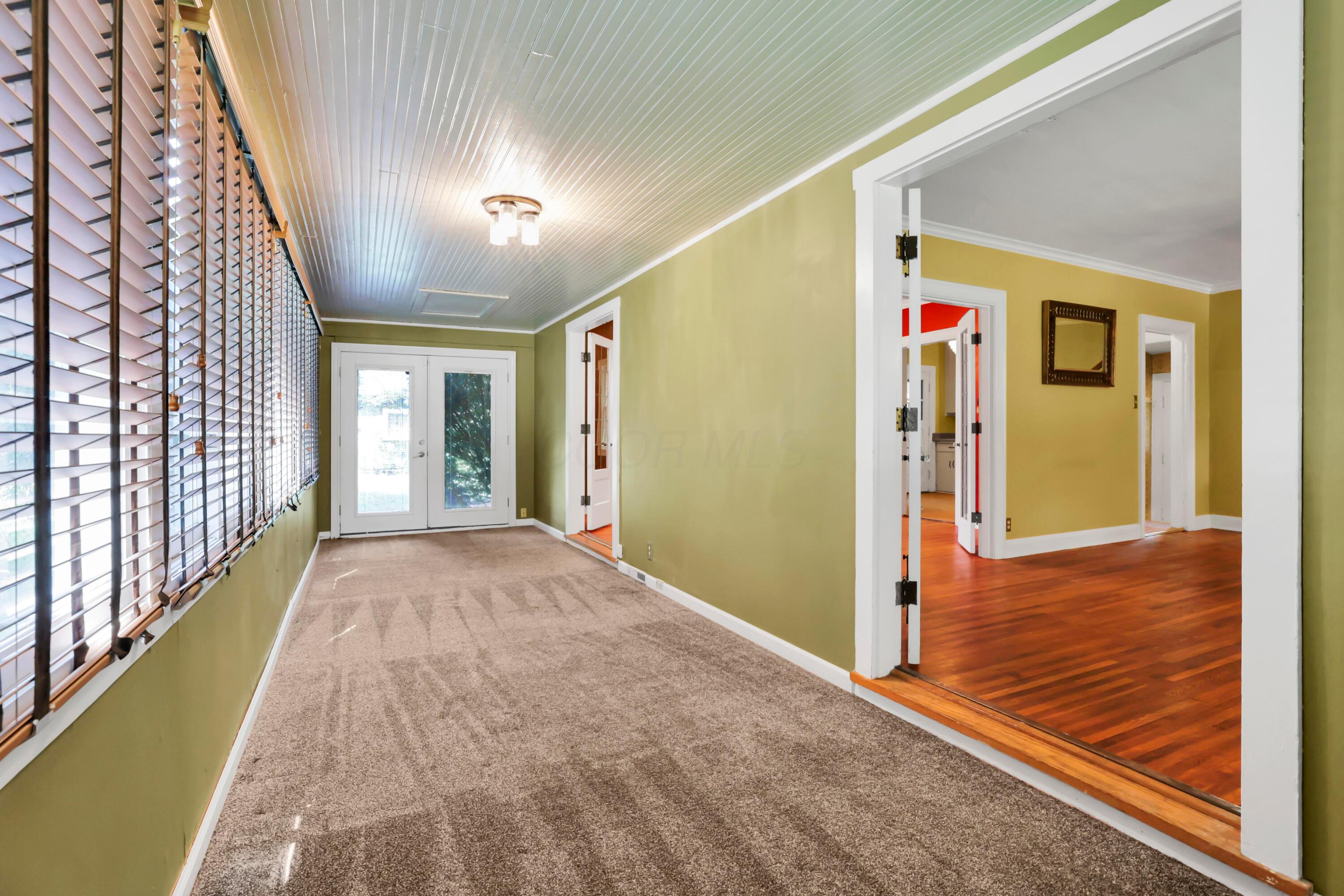 297 South James Road Columbus, OH 43213 - Photo 10 of 45 8-print-011A7522