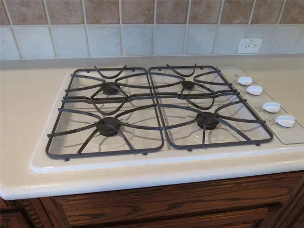 $3,195 | 1023 Candlewood Trail, Irving, TX 75063