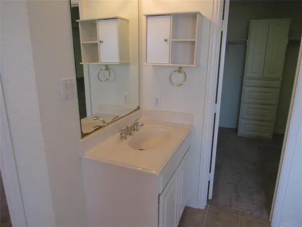 $3,195 | 1023 Candlewood Trail, Irving, TX 75063