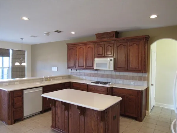 $3,195 | 1023 Candlewood Trail, Irving, TX 75063