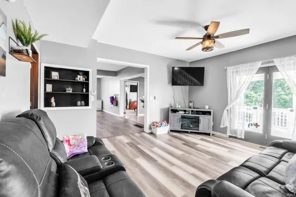 $599,000 | 7950 East 400 North, Fremont, IN 46737