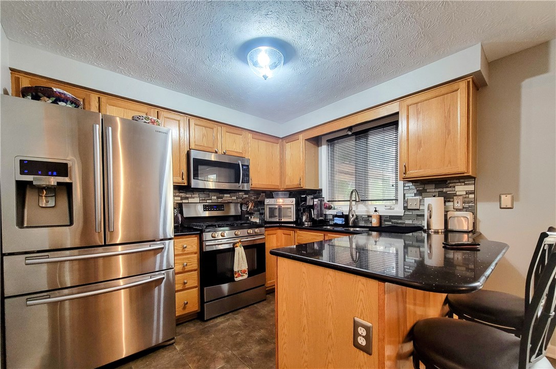 354 Oakwood Road Greece, NY 14616 - Photo 8 of 16