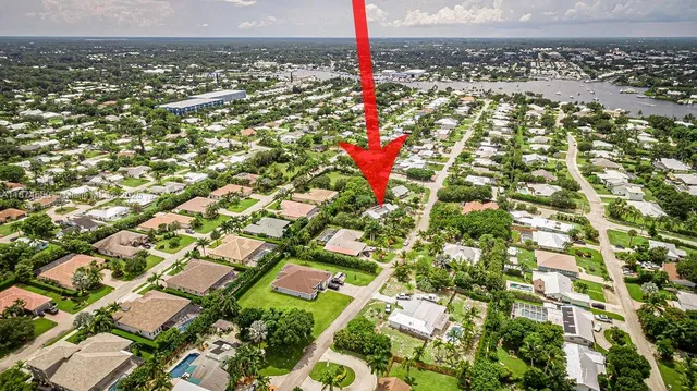 $565,000 | 4882 Southeast Bayshore Terrace, Stuart, FL 34997