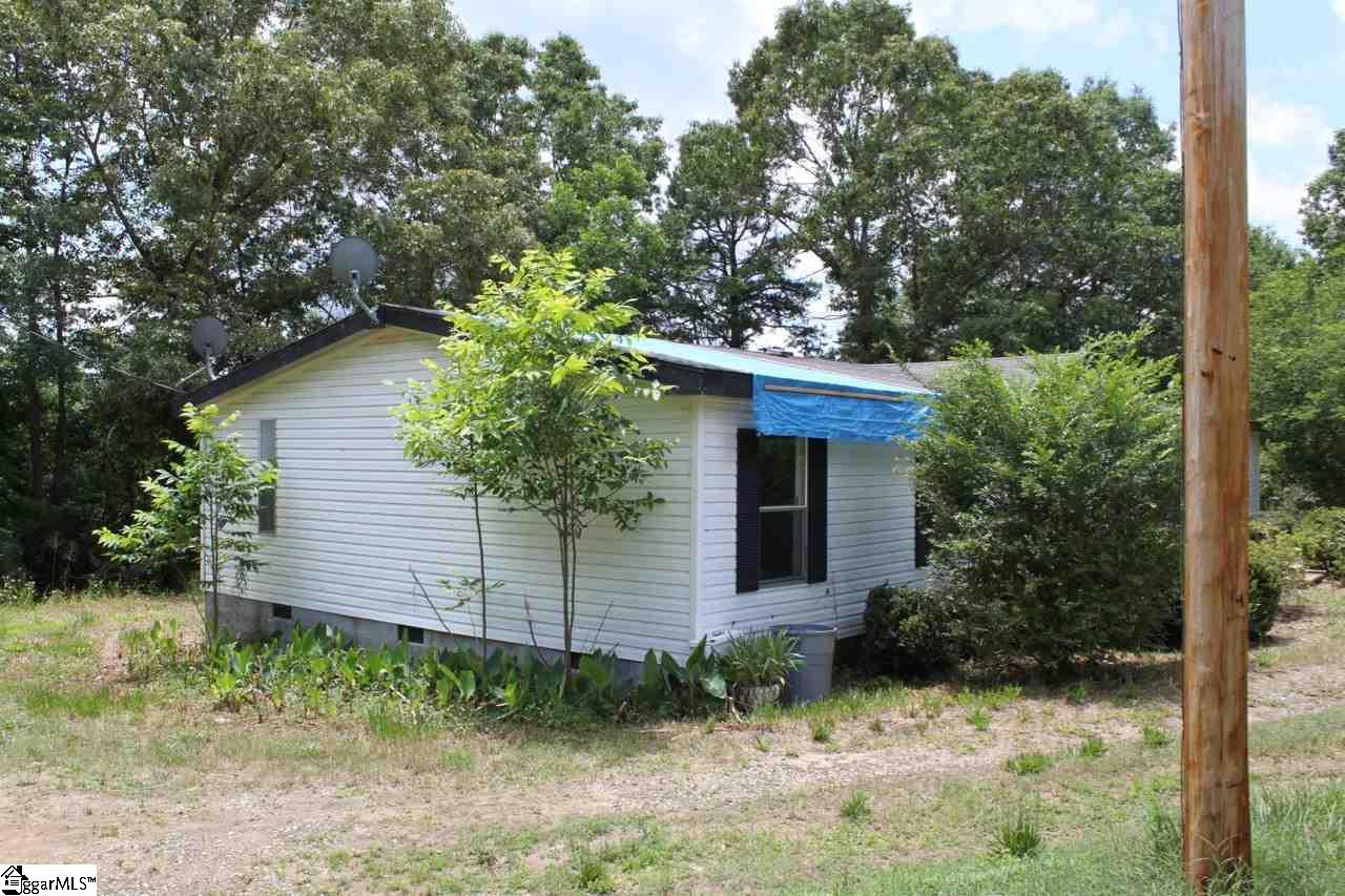 274 Georgia Road Gray Court, SC 29645 - Photo 14 of 36