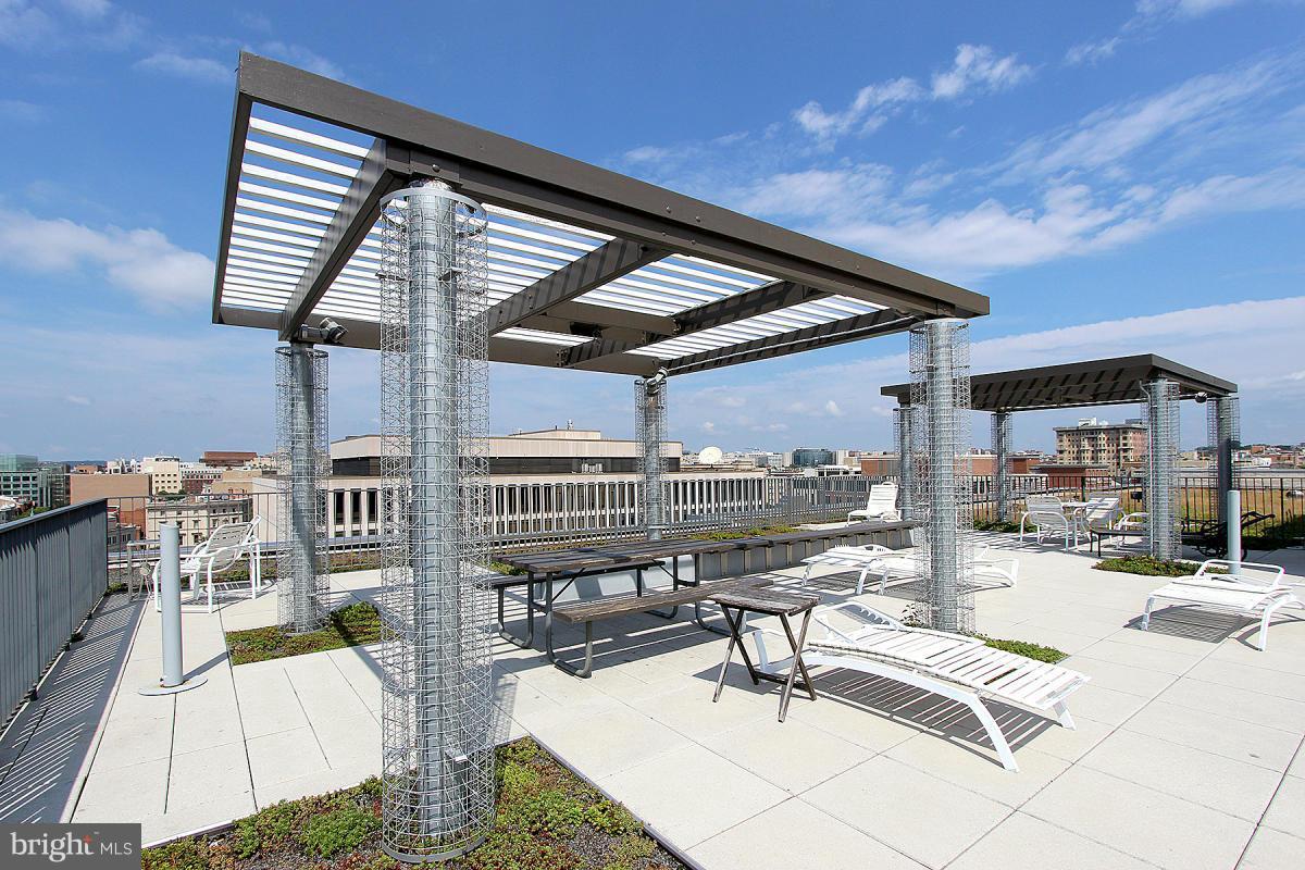1 Scott Circle Northwest, Unit 317 Washington, DC 20005 - Photo 11 of 15 Exterior (General)