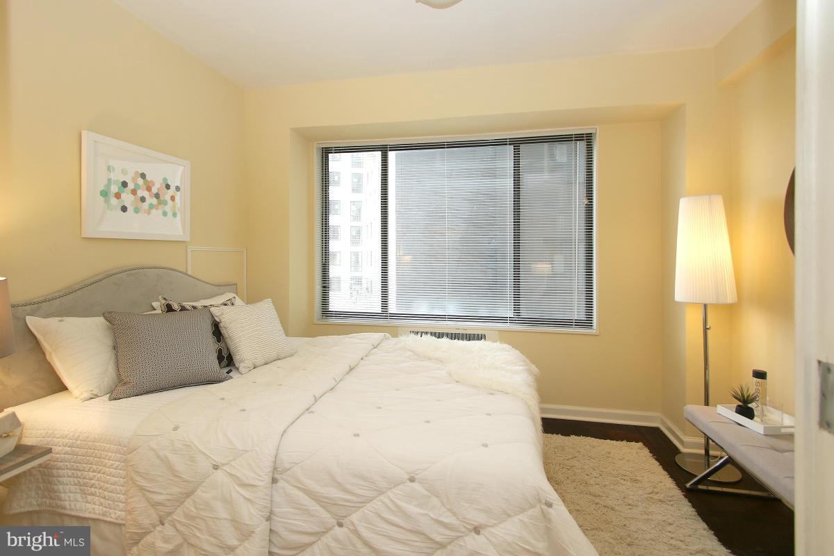 1 Scott Circle Northwest, Unit 317 Washington, DC 20005 - Photo 6 of 15 Bedroom
