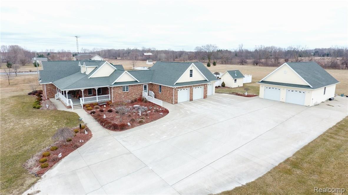 4352 North Oak Road Davison, MI 48423 - Photo 53 of 70 Drone-17.jpg