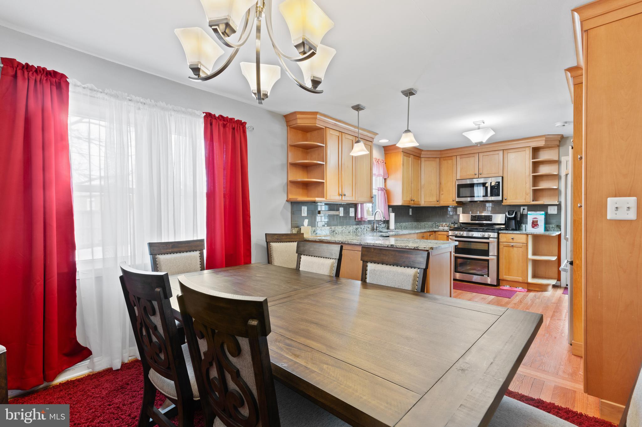 696 North Midfield Road Linthicum Heights, MD 21090 - Photo 10 of 40