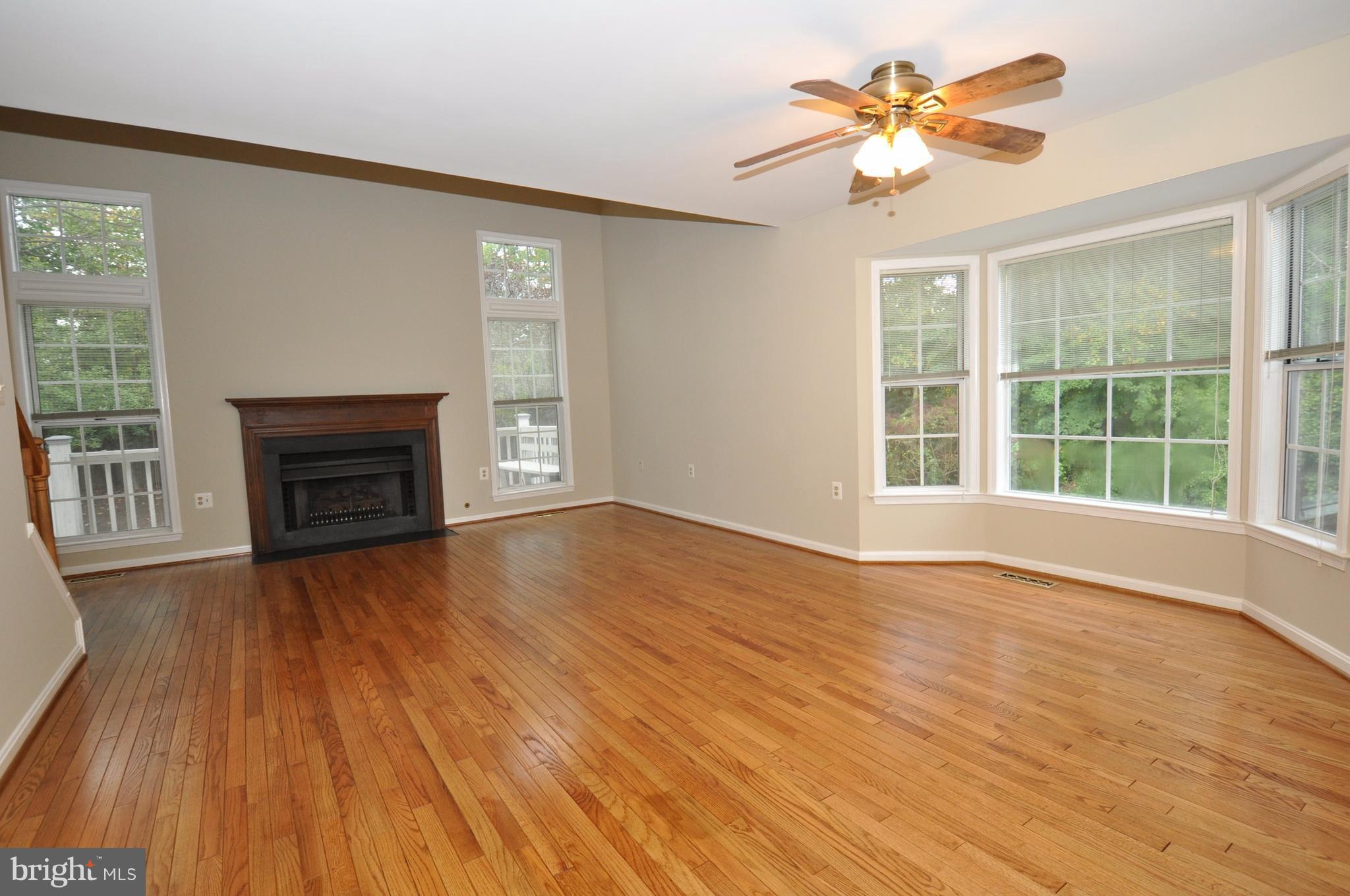 7922 Gambrill Court Springfield, VA 22153 - Photo 5 of 23 Dining Room with bay window