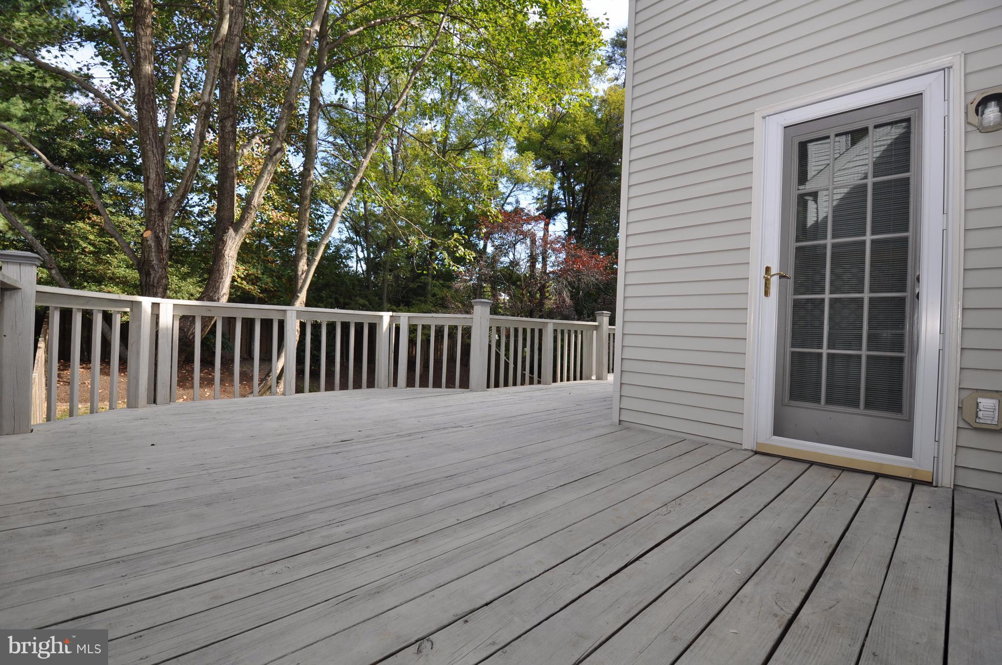7922 Gambrill Court Springfield, VA 22153 - Photo 6 of 23 Upper Deck