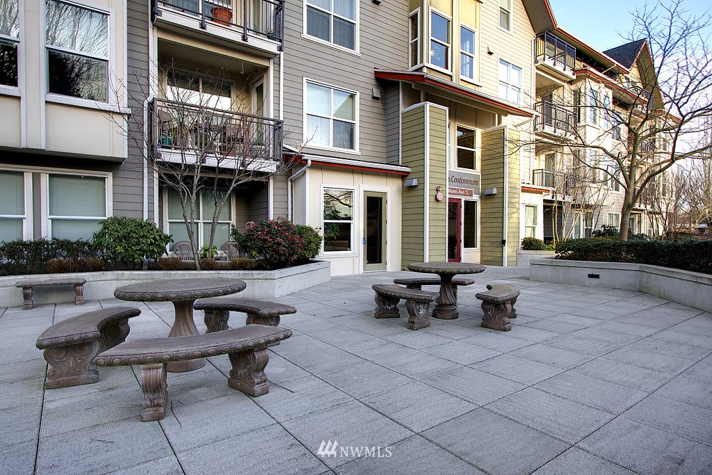 55 Williams Avenue South, Unit 304 Renton, WA 98057 - Photo 14 of 15