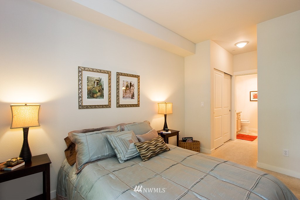 55 Williams Avenue South, Unit 304 Renton, WA 98057 - Photo 8 of 15