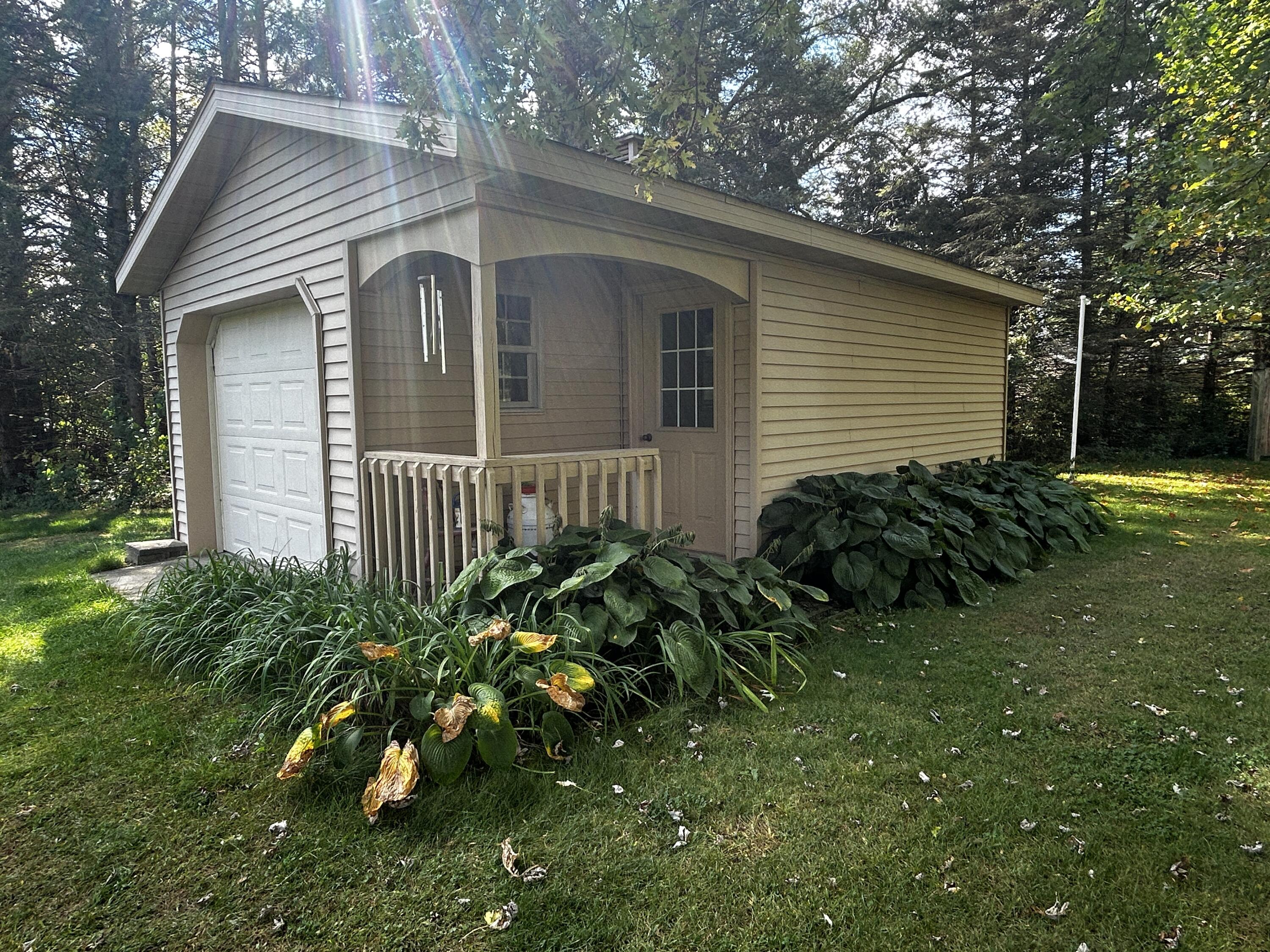 3490 Barber Road Hastings, MI 49058 - Photo 8 of 11 IMG_8603