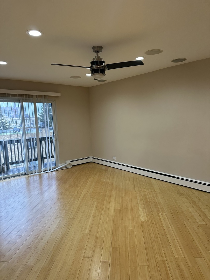 8232 Niles Center Road, Unit 404 Skokie, IL 60077 - Photo 4 of 6