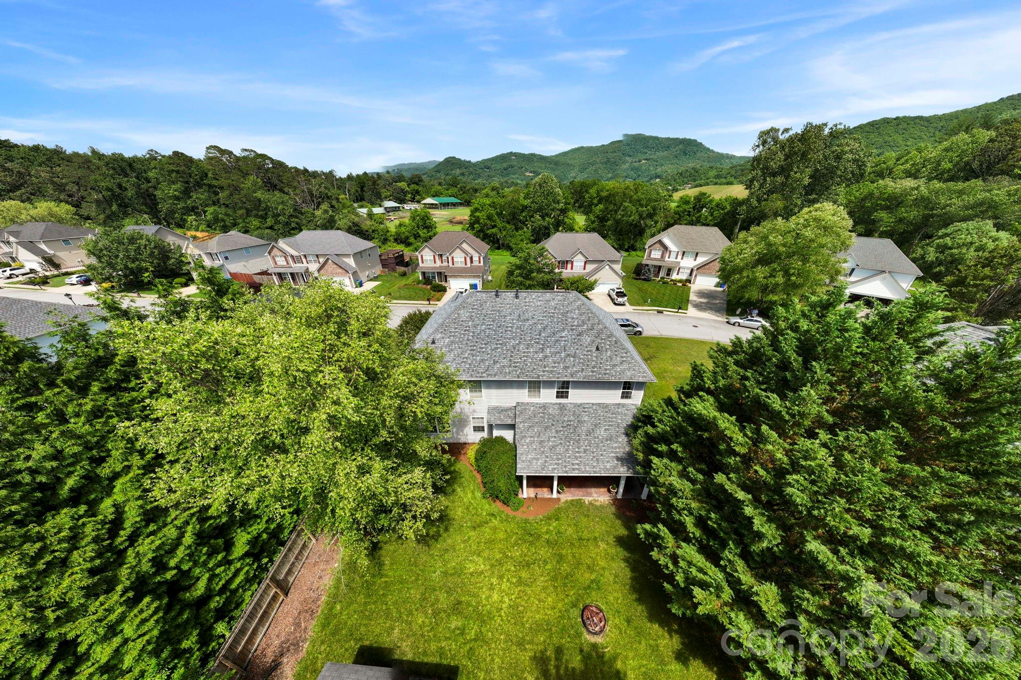 266 Wildbriar Road Fletcher, NC 28732 - Photo 6 of 45