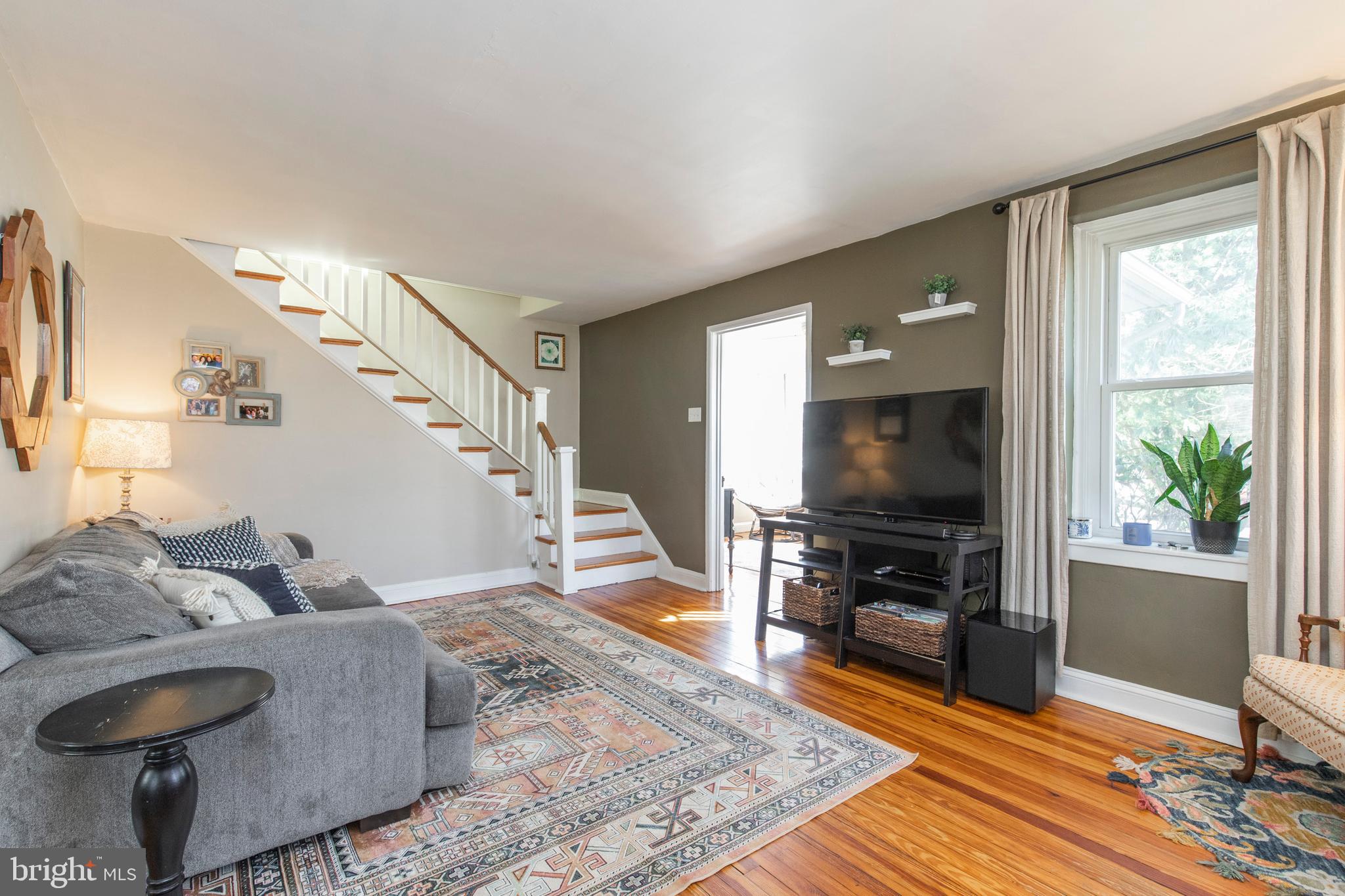 120 Beech Road Wallingford, PA 19086 - Photo 3 of 19