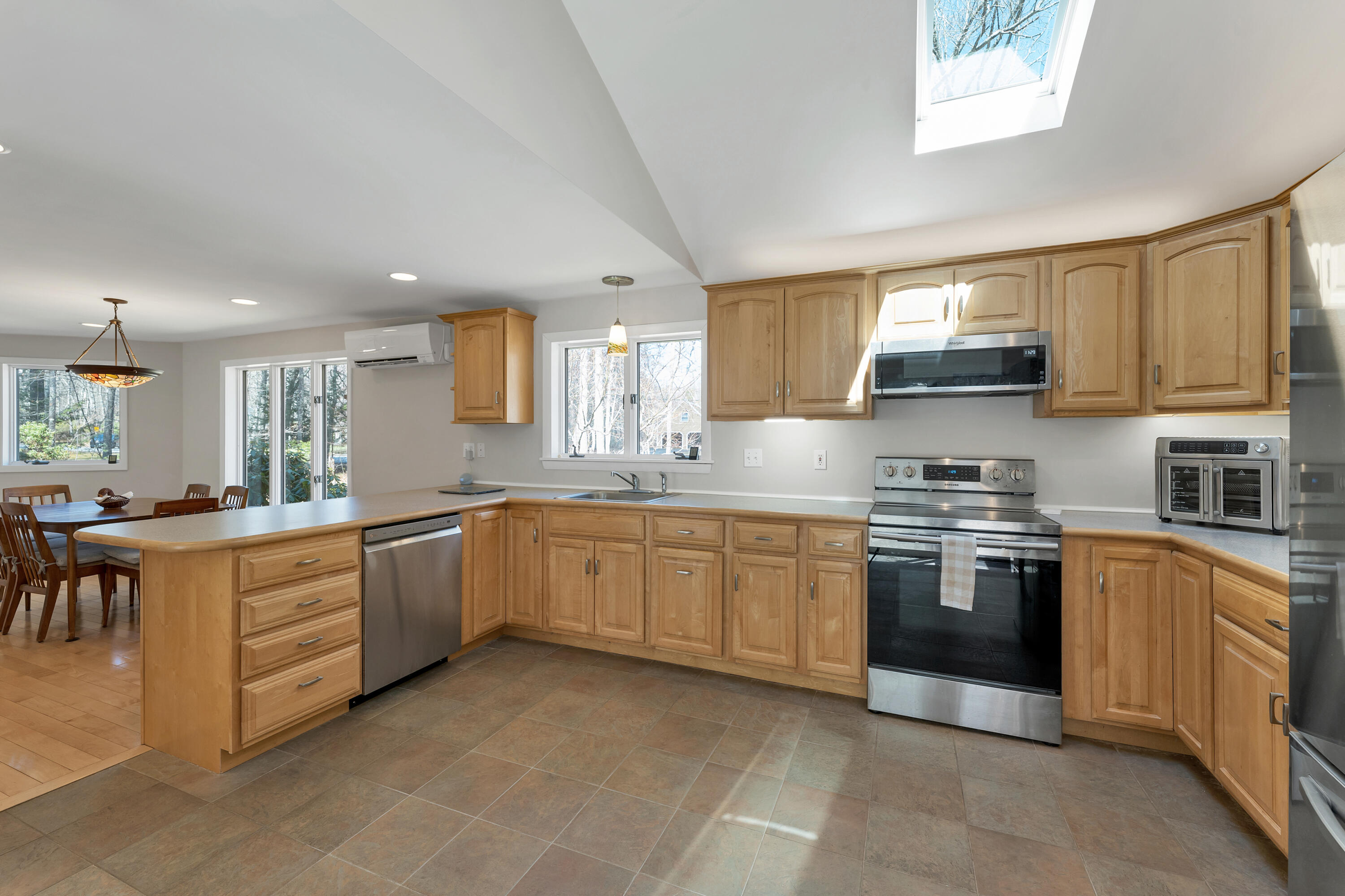 50 James Farm Road Lee, NH 03861 - Photo 12 of 51 50JamesFarmRd-029