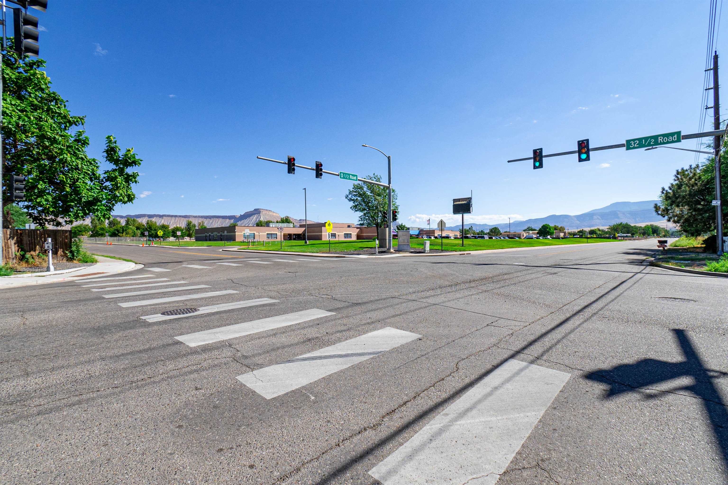 3246 D D 1/2 Road Clifton, CO 81520 - Photo 15 of 17 a view of a parking area