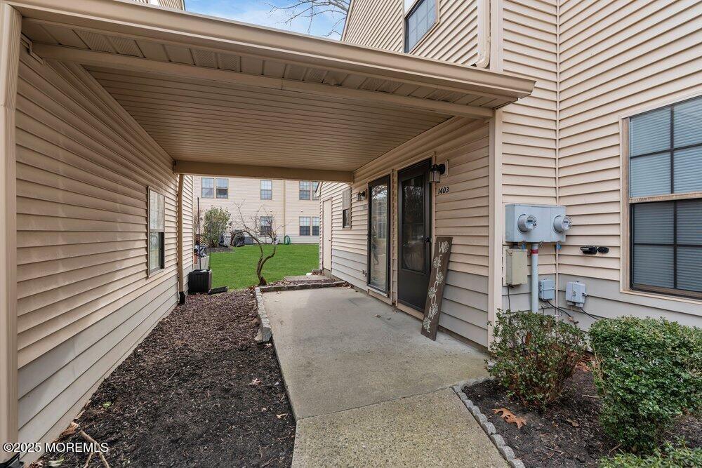 1404 Violet Lane Jackson, NJ 08527 - Photo 3 of 42 3