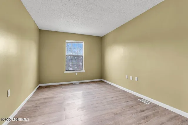 $359,000 | 1404 Violet Lane, Jackson, NJ 08527