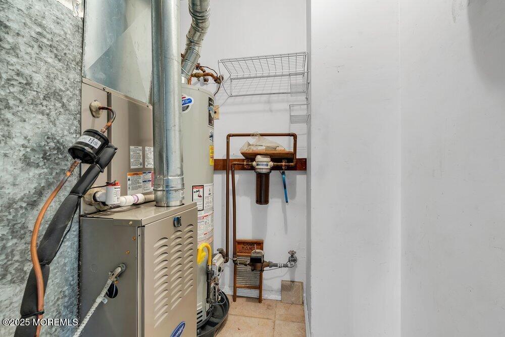 1404 Violet Lane Jackson, NJ 08527 - Photo 40 of 42 34