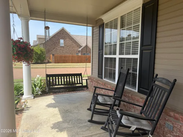 $325,000 | 4528 Stone Cross Drive, Olive Branch, MS 38654
