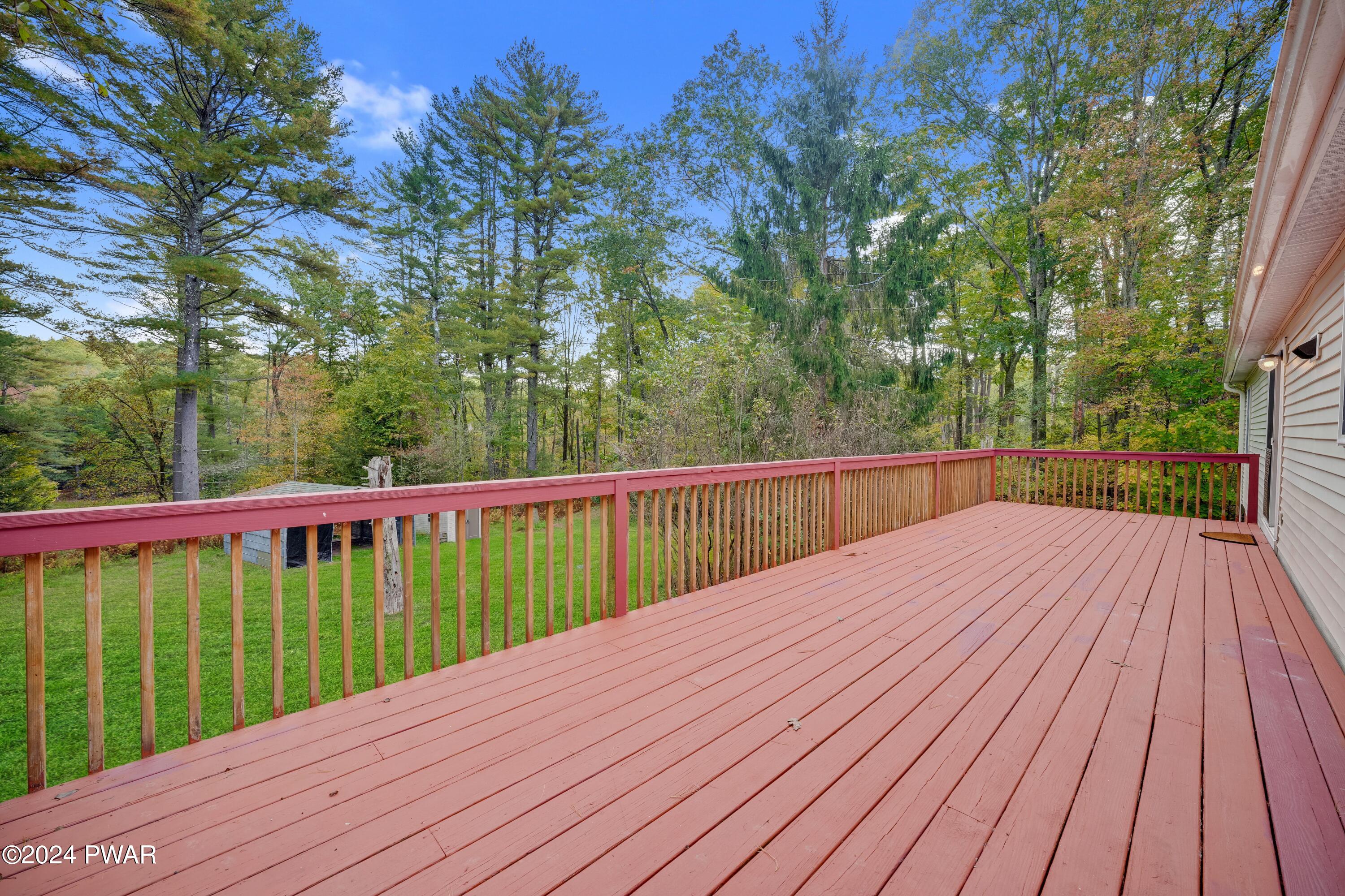 189 Rt 590 Greeley, PA 18425 - Photo 16 of 42