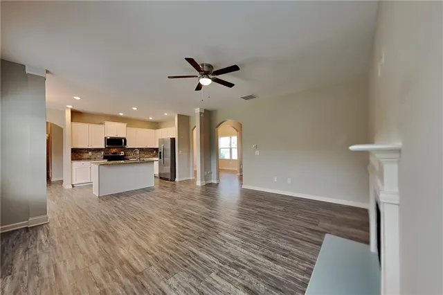 $2,125 | 354 Hawthorn Drive, Dallas, GA 30132