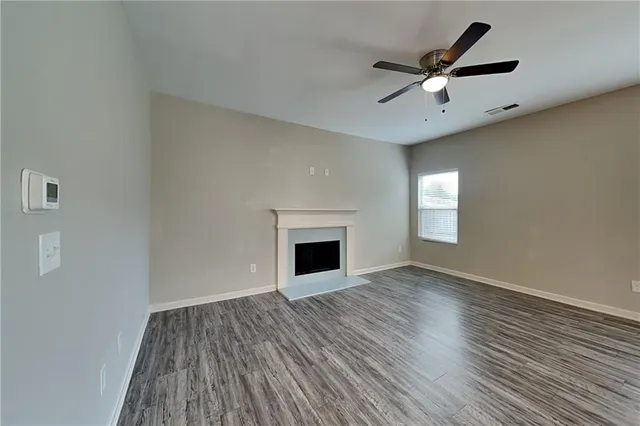 $2,125 | 354 Hawthorn Drive, Dallas, GA 30132