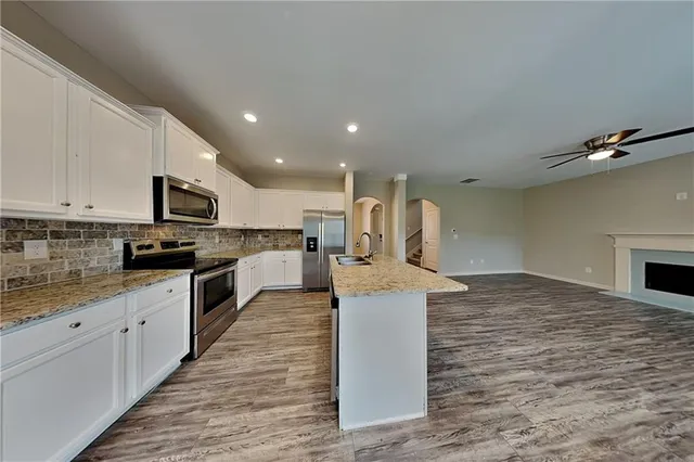 $2,125 | 354 Hawthorn Drive, Dallas, GA 30132