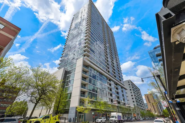 $264,000 | 1720 South Michigan Avenue, Unit 2404, Chicago, IL 60616