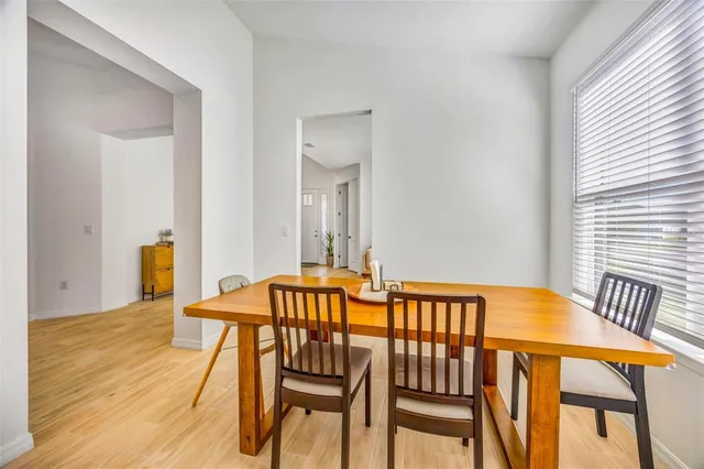 a view of a livingroom with furniture and a livingroom