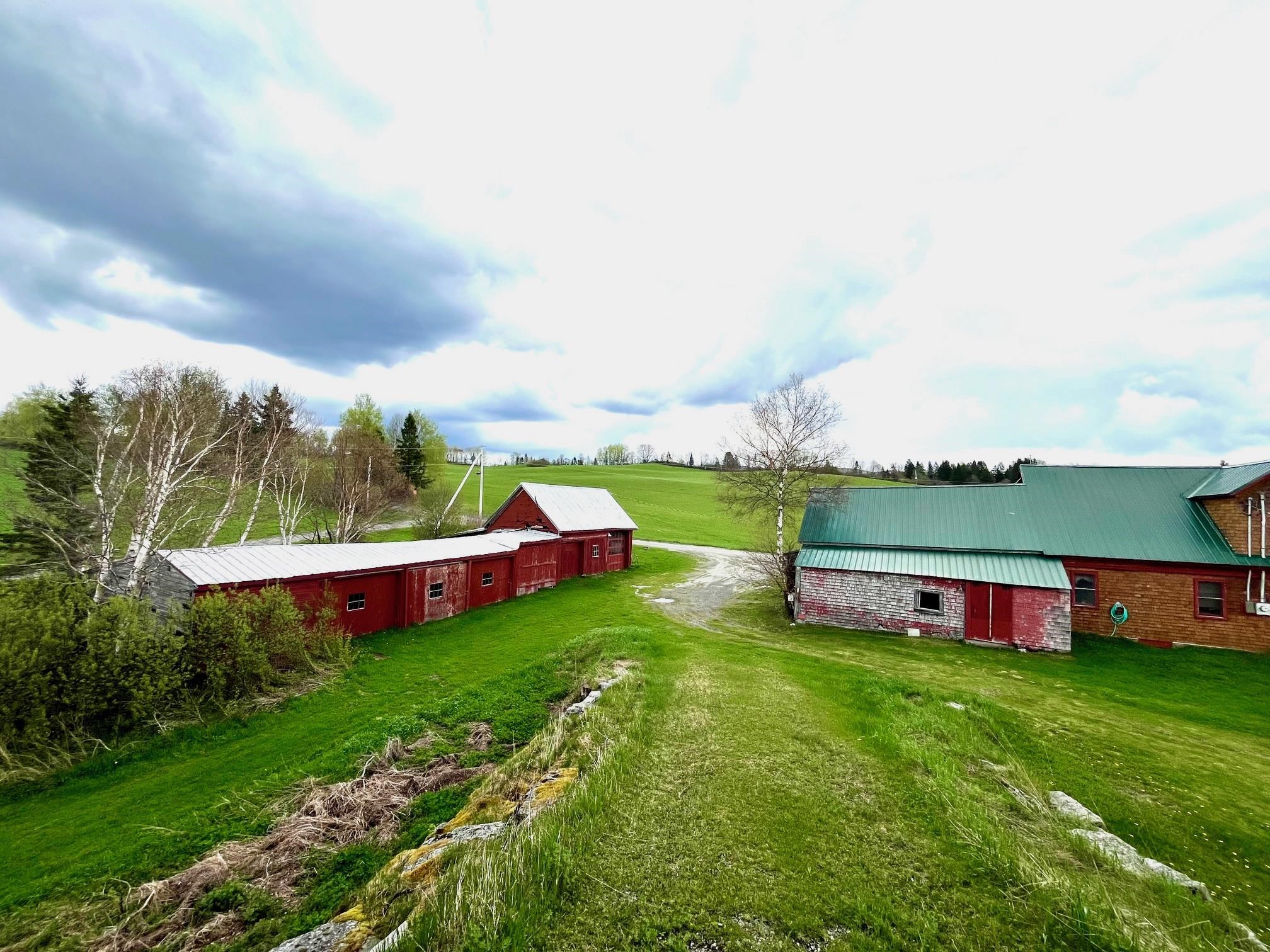 543 Bear Rock Road Colebrook, NH 03576 - Photo 4 of 38