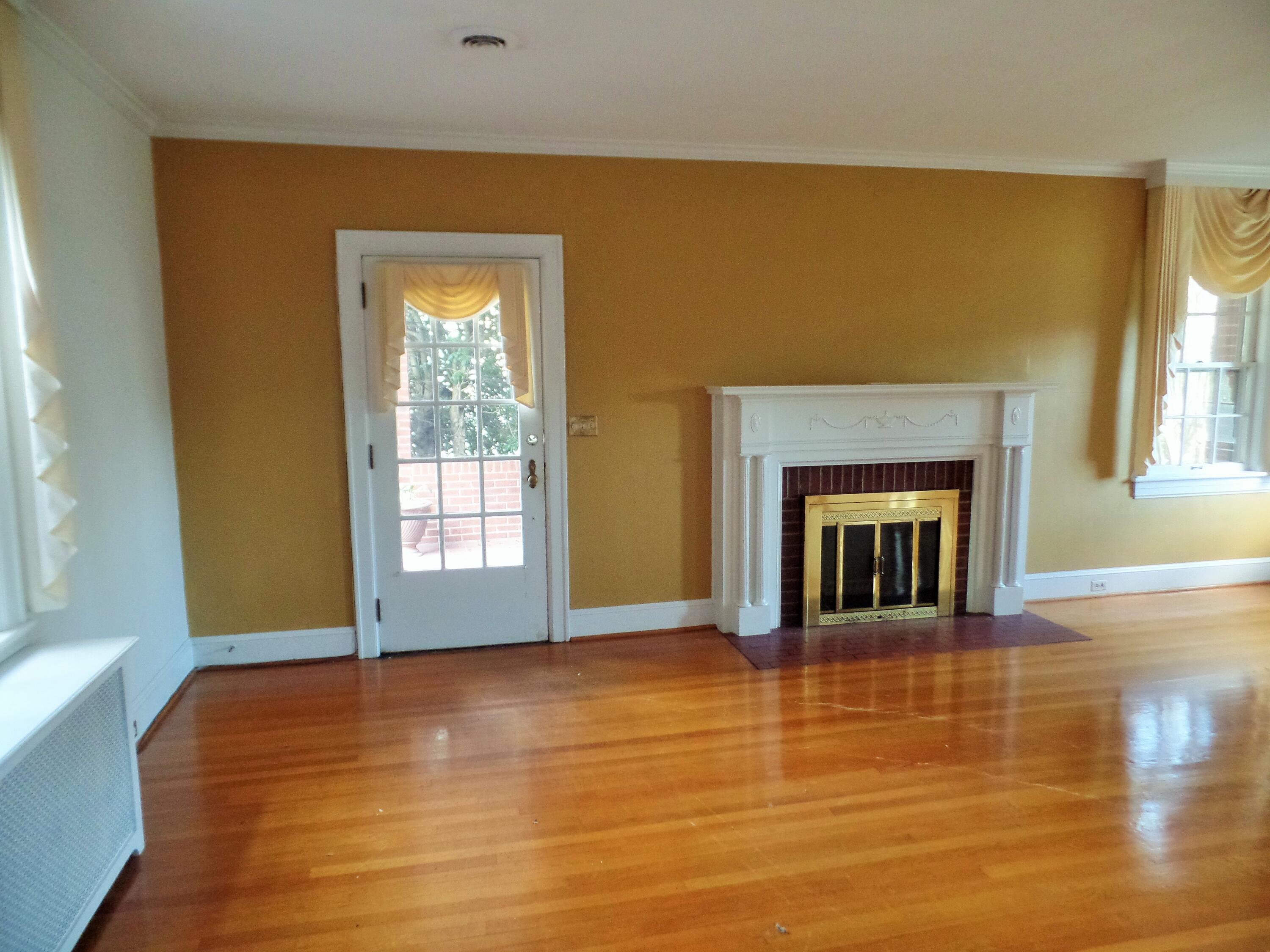 2239 Grandin Road Southwest Roanoke, VA 24015 - Photo 18 of 76 SAM_7866