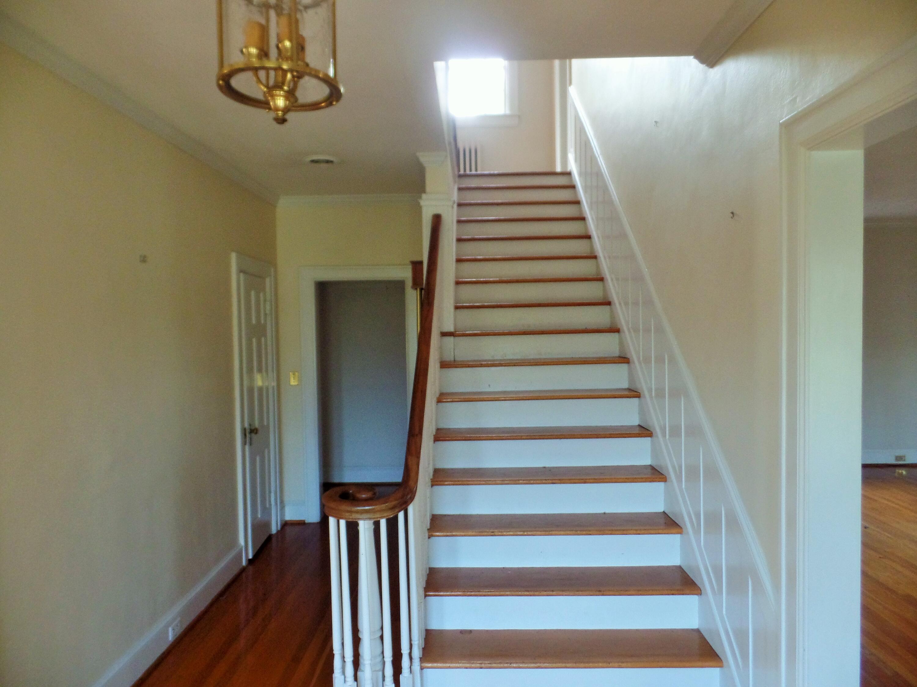 2239 Grandin Road Southwest Roanoke, VA 24015 - Photo 22 of 76 SAM_7870
