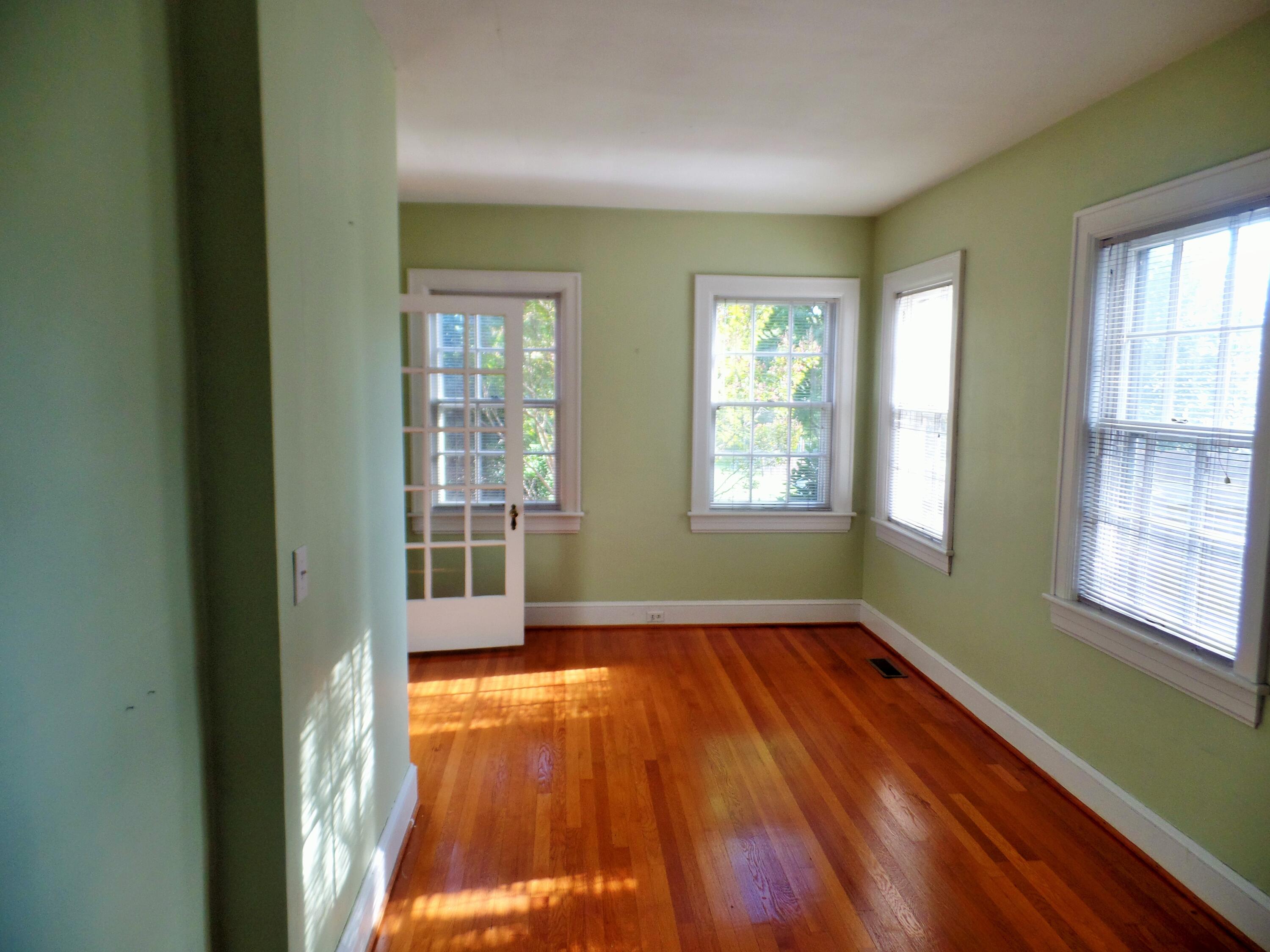 2239 Grandin Road Southwest Roanoke, VA 24015 - Photo 29 of 76 SAM_7877