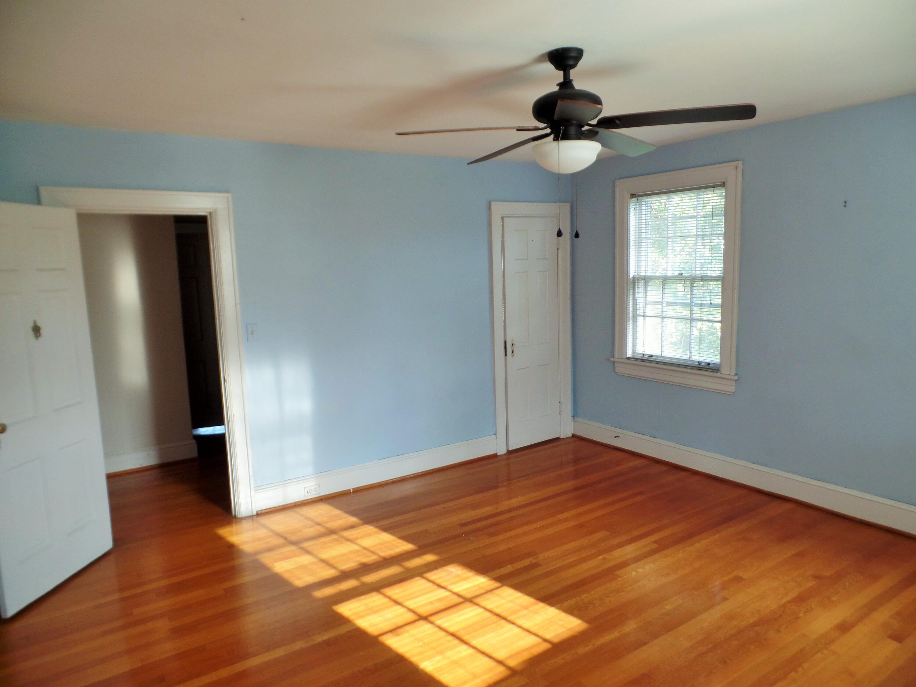 2239 Grandin Road Southwest Roanoke, VA 24015 - Photo 52 of 76 SAM_7900