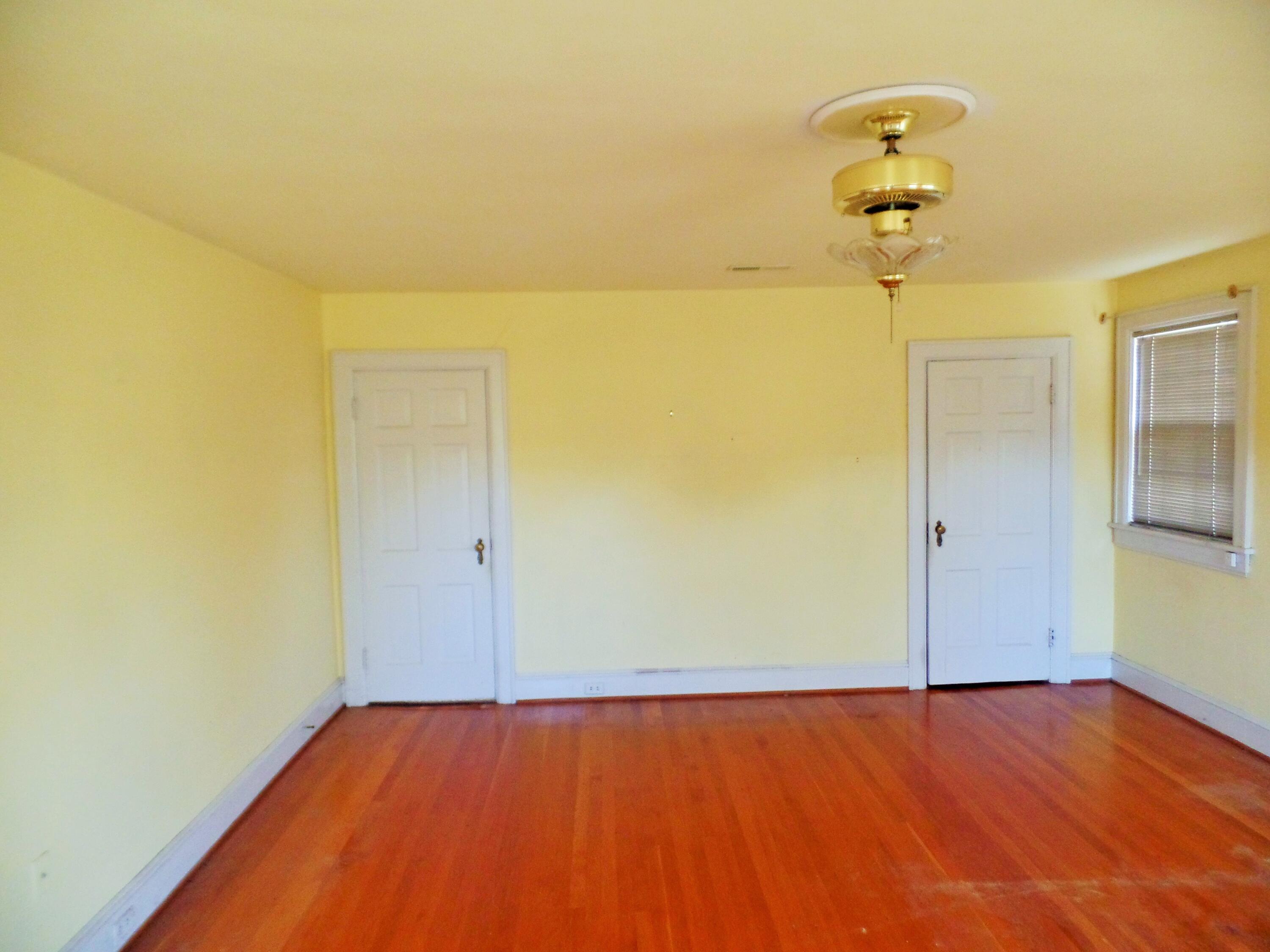 2239 Grandin Road Southwest Roanoke, VA 24015 - Photo 58 of 76 SAM_7906