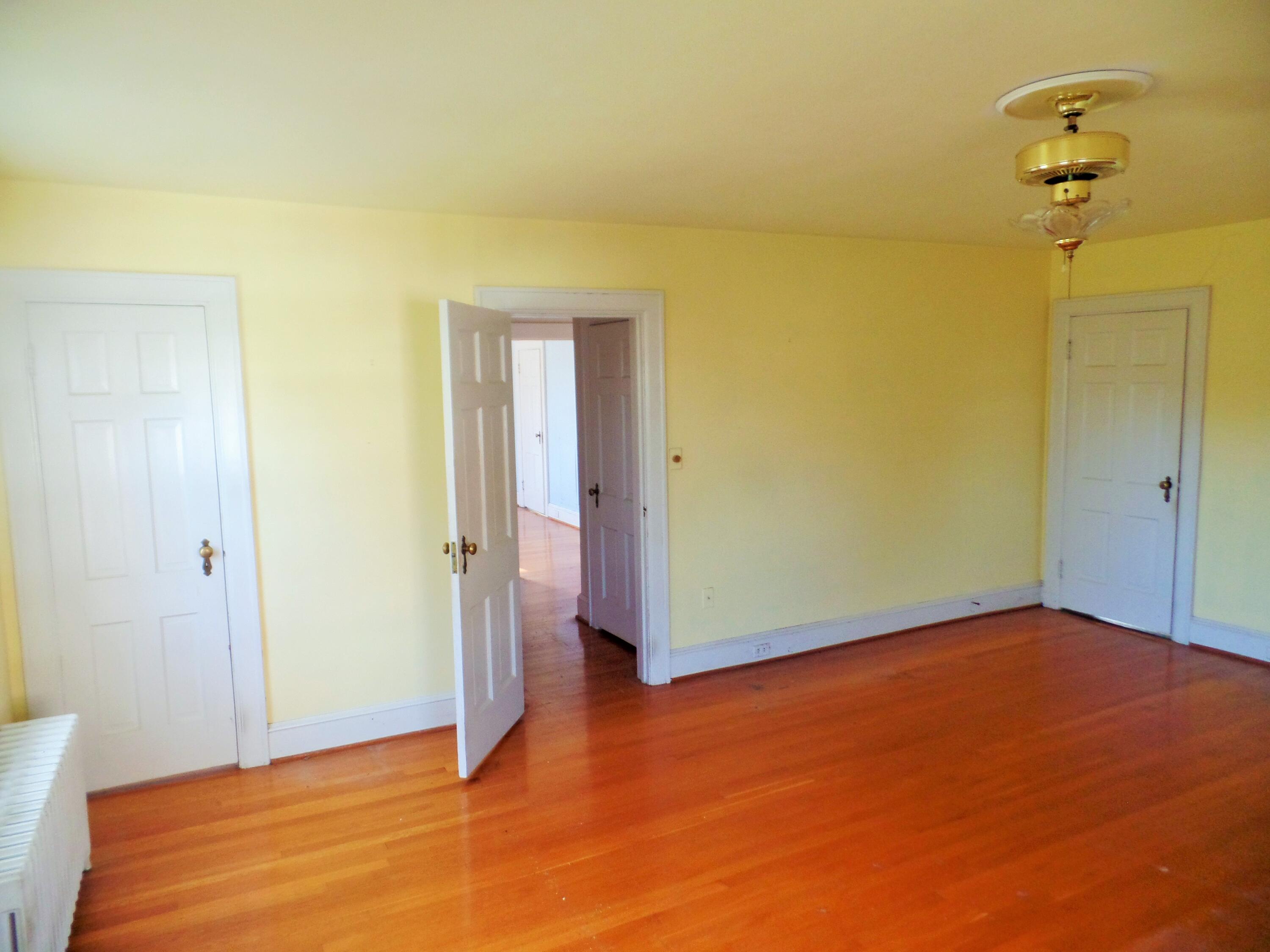 2239 Grandin Road Southwest Roanoke, VA 24015 - Photo 59 of 76 SAM_7907