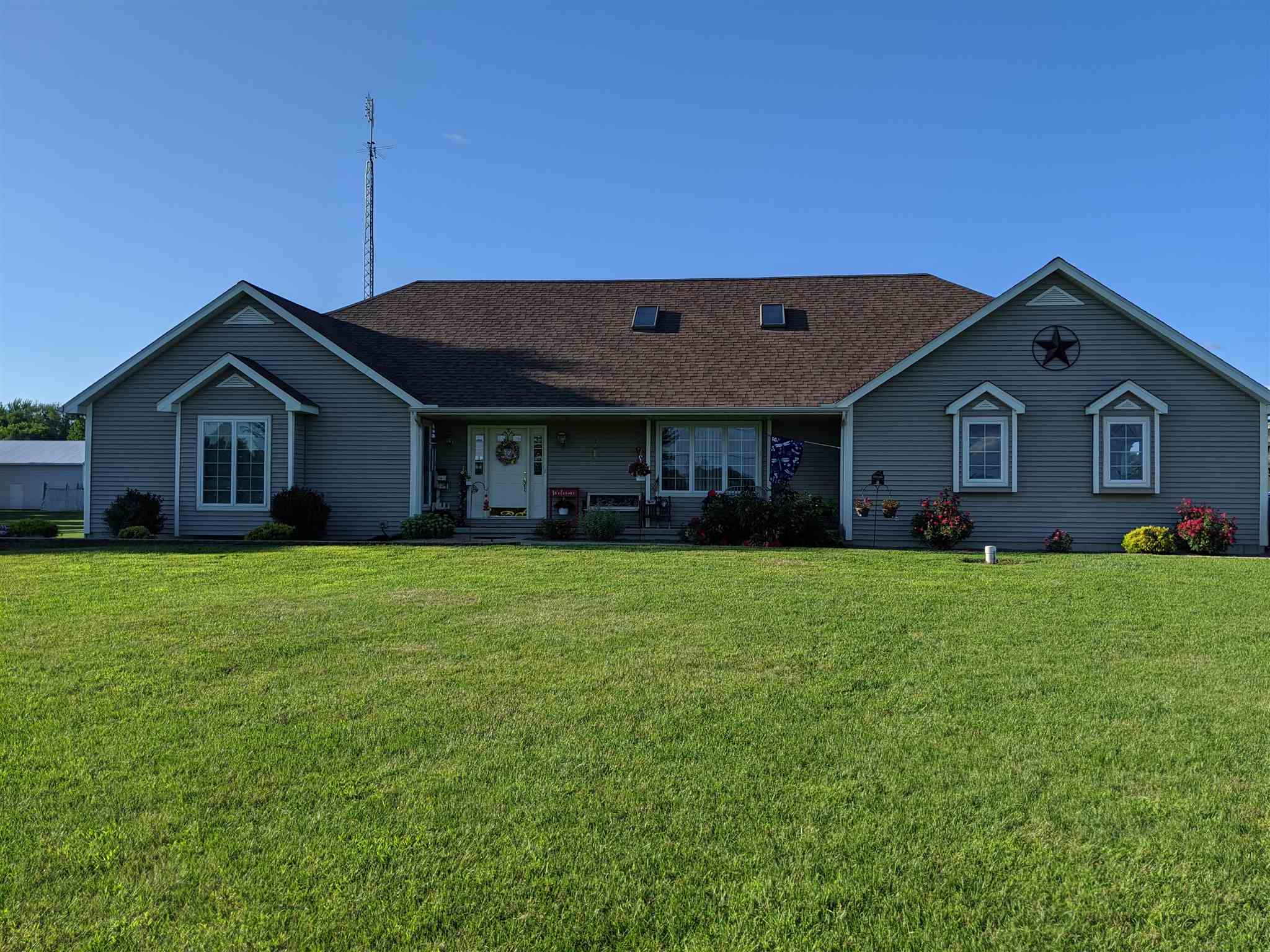 3274 East Armstrong Road Leesburg, IN 46538 - Photo 1 of 32 Gallery Image 1