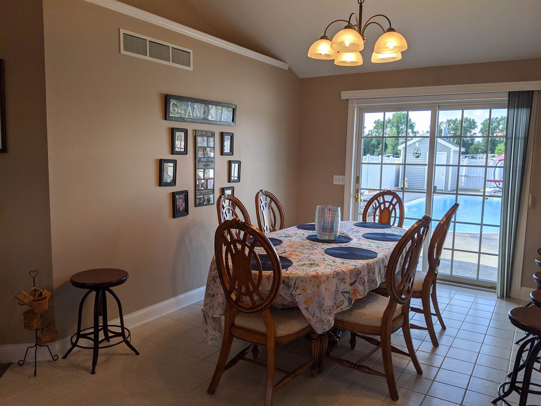 3274 East Armstrong Road Leesburg, IN 46538 - Photo 6 of 32 Gallery Image 6