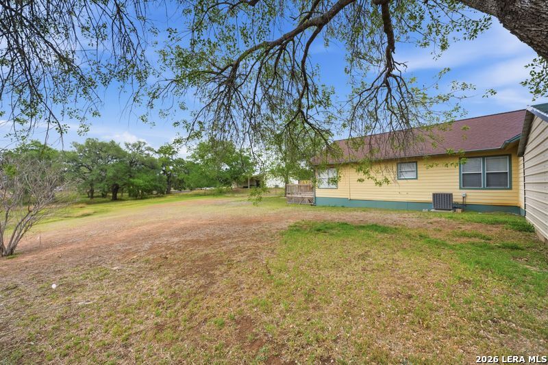 604 Schneider Street Poth, TX 78147 - Photo 15 of 17