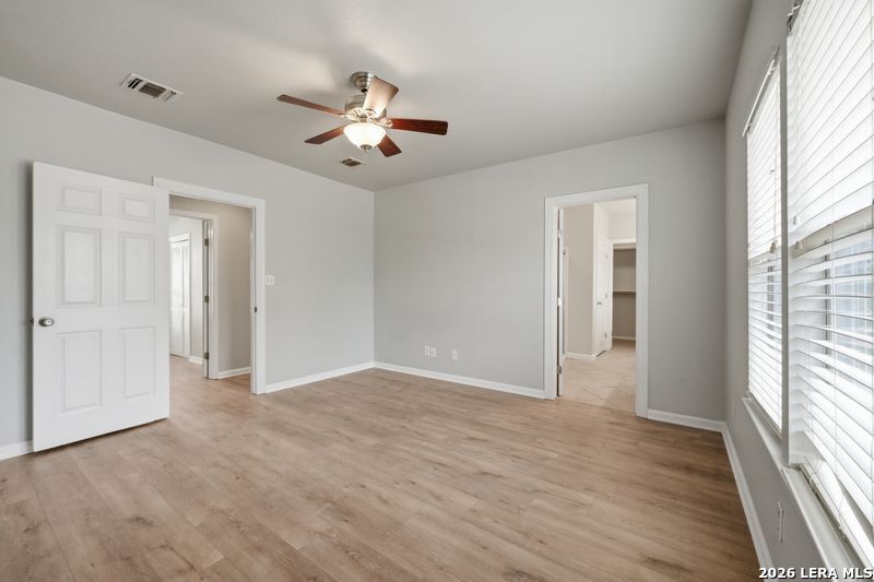 604 Schneider Street Poth, TX 78147 - Photo 7 of 17